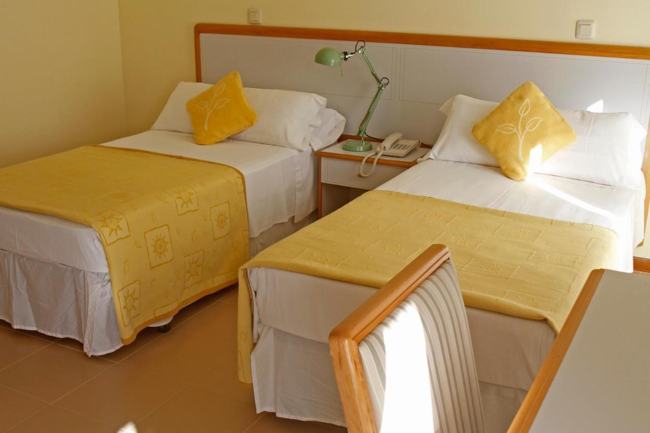 Hotel Playa De Meron San Vicente De La Barquera Extérieur photo